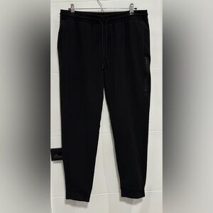 Old Navy: Men’s Dynamic Fleece Jogger Pants- Size Large